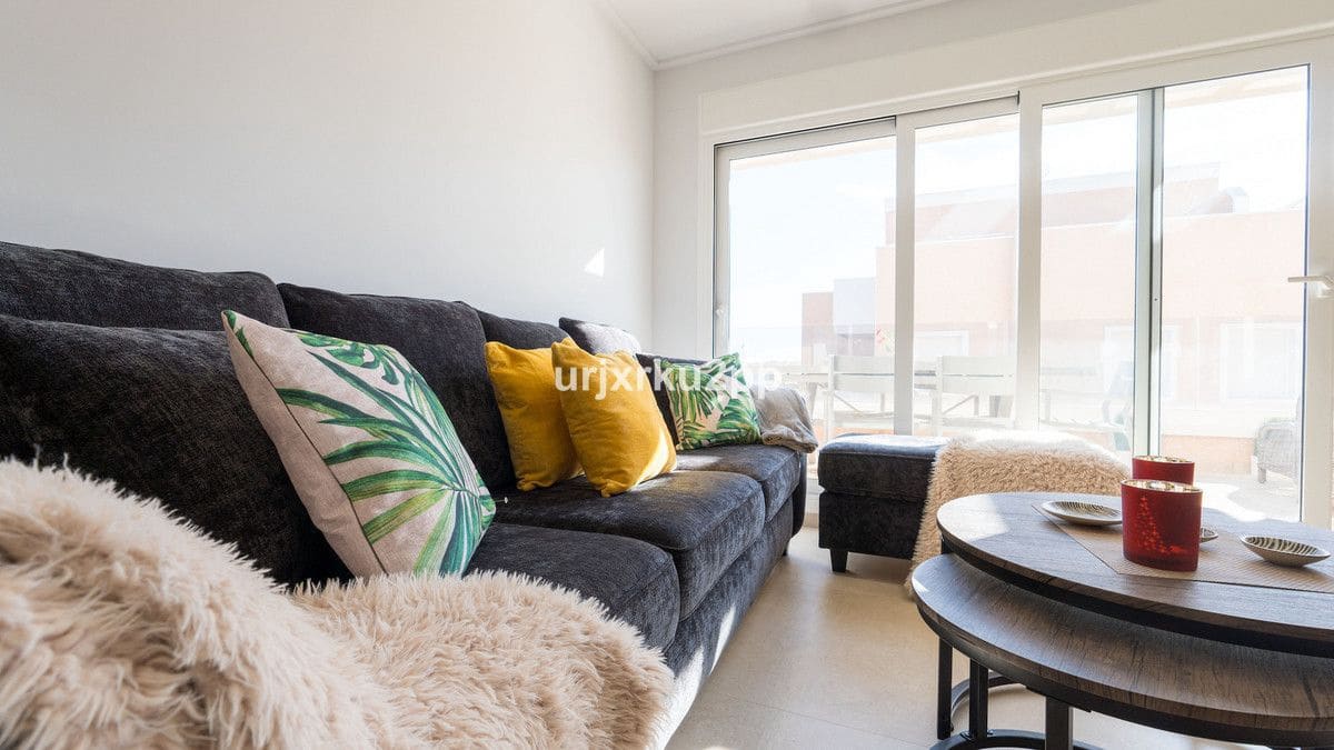 Apartamento de 3 habitaciones en Guardamar del Segura en venta - 379.000 € (Ref: 10013571)