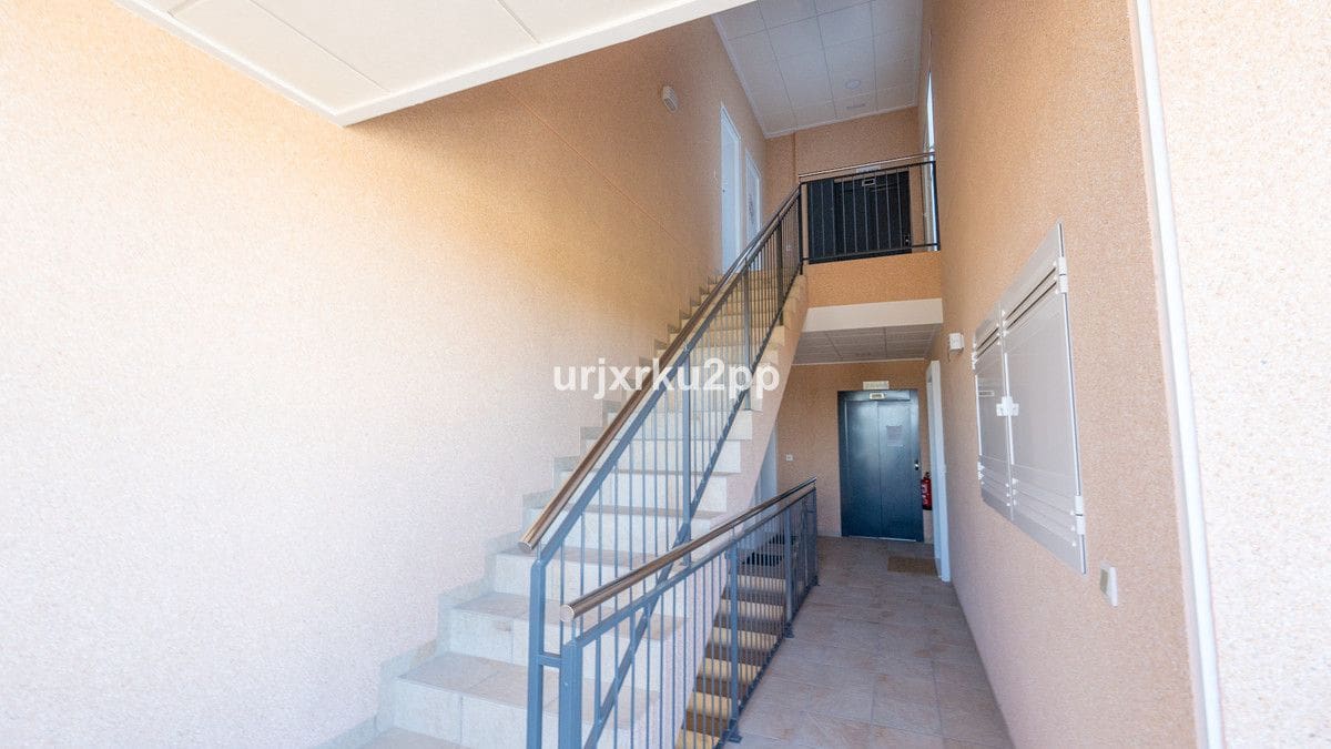 Apartamento de 3 habitaciones en Guardamar del Segura en venta - 379.000 € (Ref: 10013571)