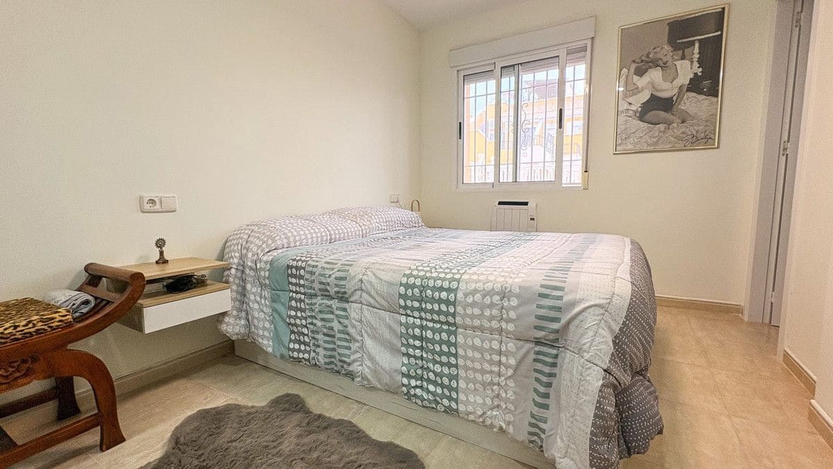 3 bedroom Villa for sale in Arenales del Sol - € 349,000 (Ref: 10013574)