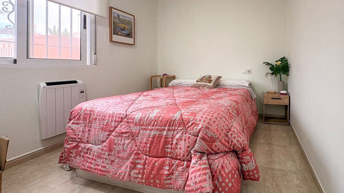 3 bedroom Villa for sale in Arenales del Sol - € 349,000 (Ref: 10013574)