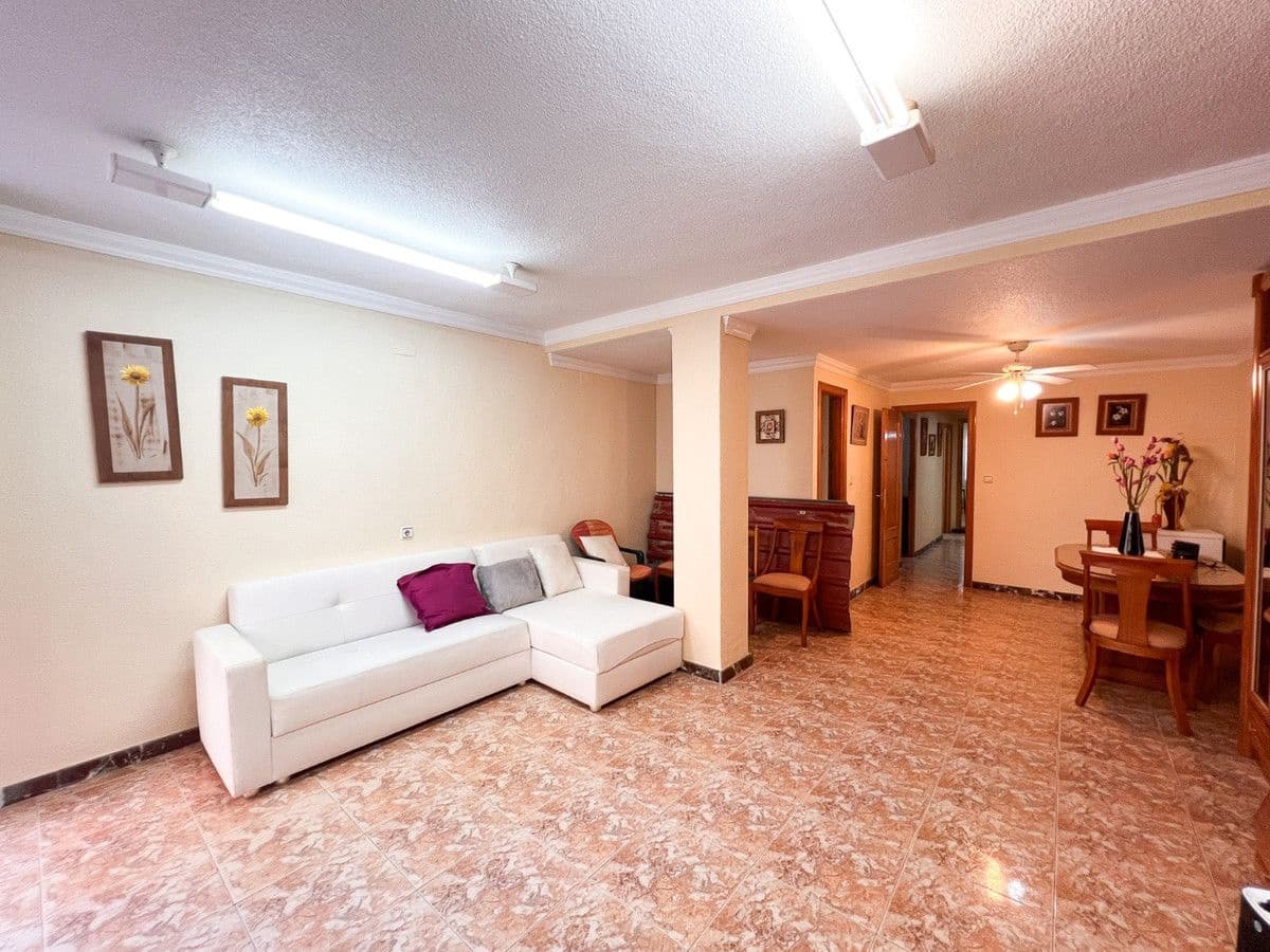 3 soveværelse Lejlighed til salg i Guardamar del Segura - € 245.000 (Ref: 10013576)