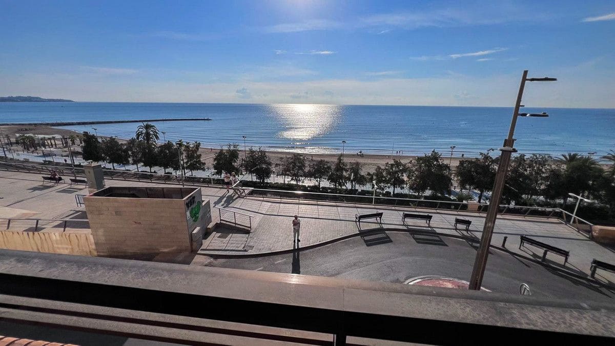 2 quarto Apartamento para venda em Alicante cidade - 480 000 € (Ref: 10013579)