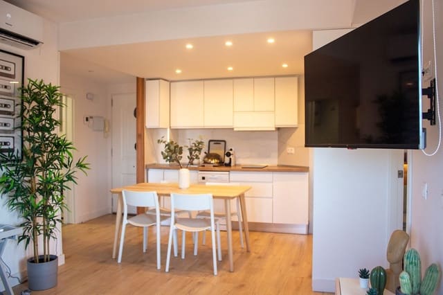 2 Zimmer Apartment zu verkaufen in Los Europeos, Torrevieja - 299.000 € (Ref: 10013584)