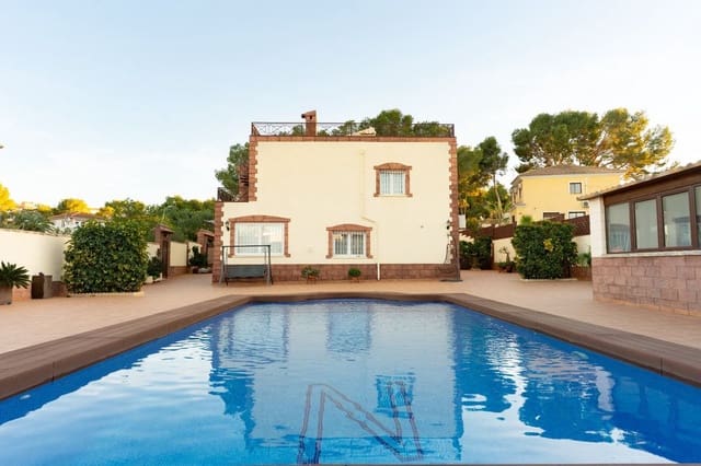 7 Zimmer Villa zu verkaufen in La Florida, Orihuela - 930.000 € (Ref: 10013586)