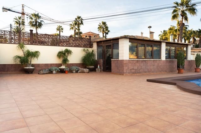 7 Zimmer Villa zu verkaufen in La Florida, Orihuela - 930.000 € (Ref: 10013586)