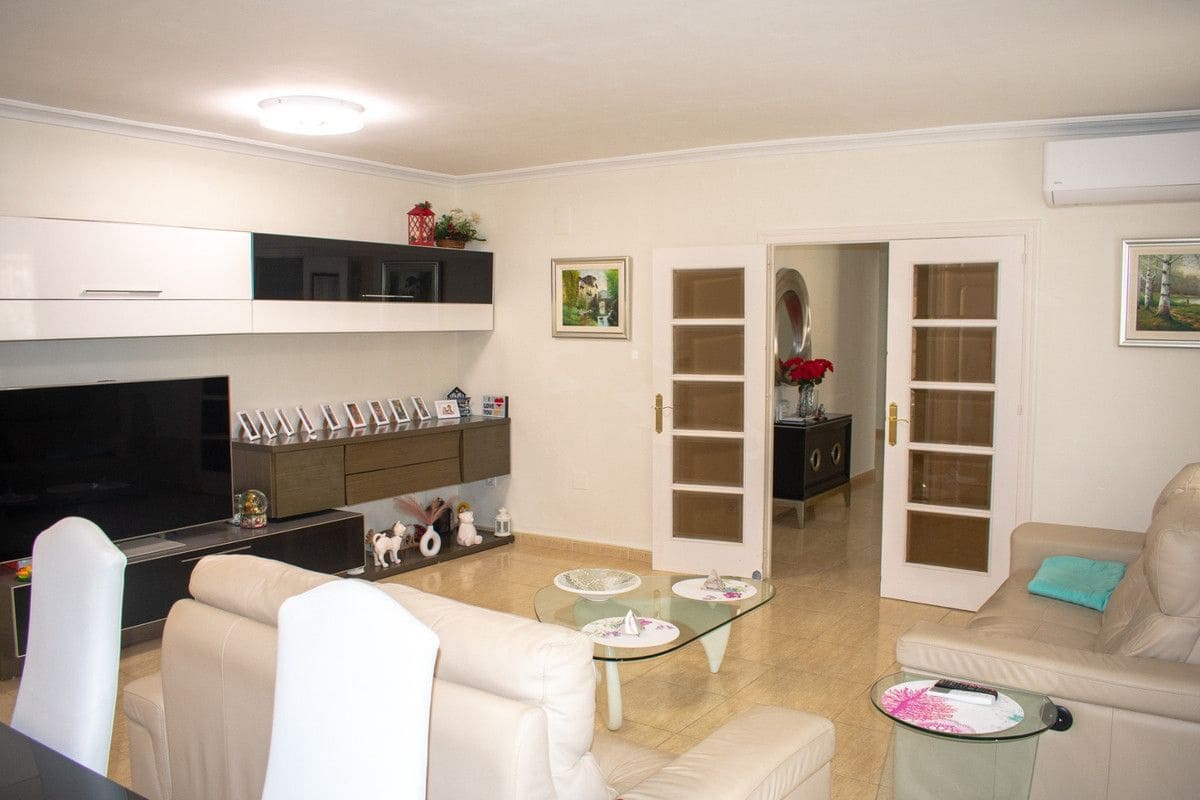 5 soverom Villa til salgs i La Manga del Mar Menor - € 610 000 (Ref: 10013587)