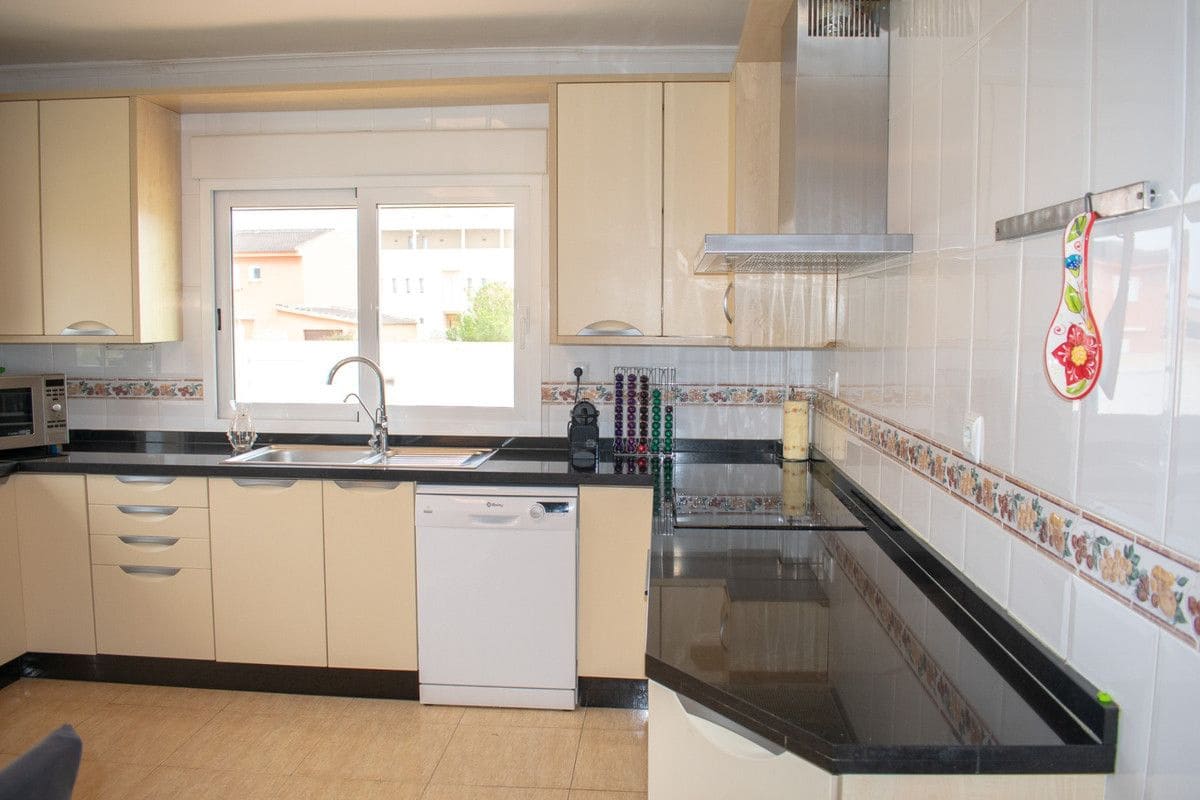 5 soverom Villa til salgs i La Manga del Mar Menor - € 610 000 (Ref: 10013587)