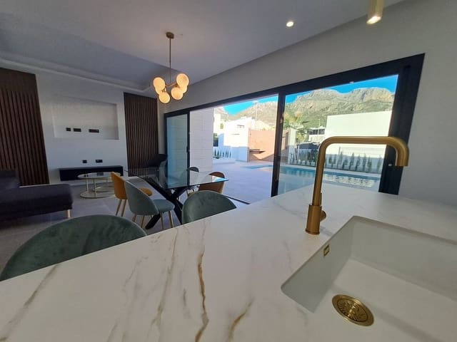 3 slaapkamer Villa te koop in Polop - € 549.000 (Ref: 10013590)