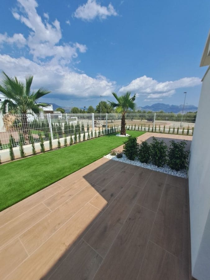 3 slaapkamer Villa te koop in Polop - € 549.000 (Ref: 10013590)