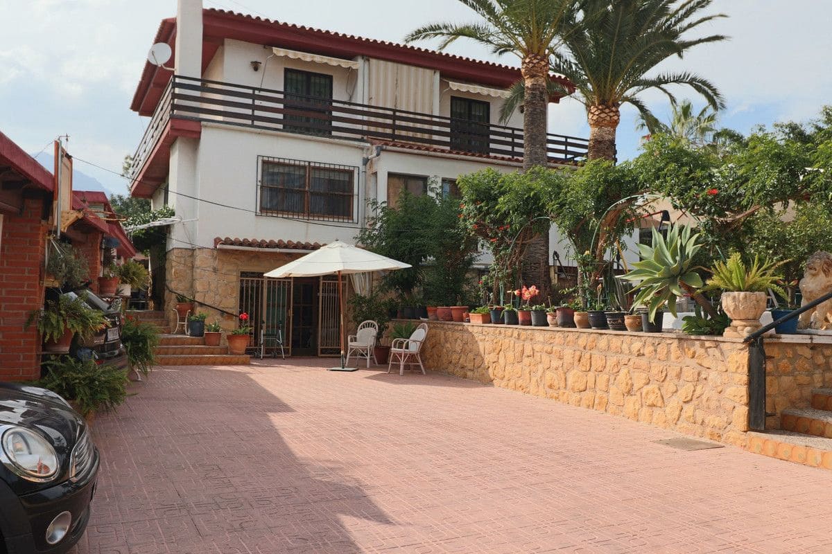 6 sypialnia Willa na sprzedaż w La Nucia - 585 000 € (Ref: 10013595)