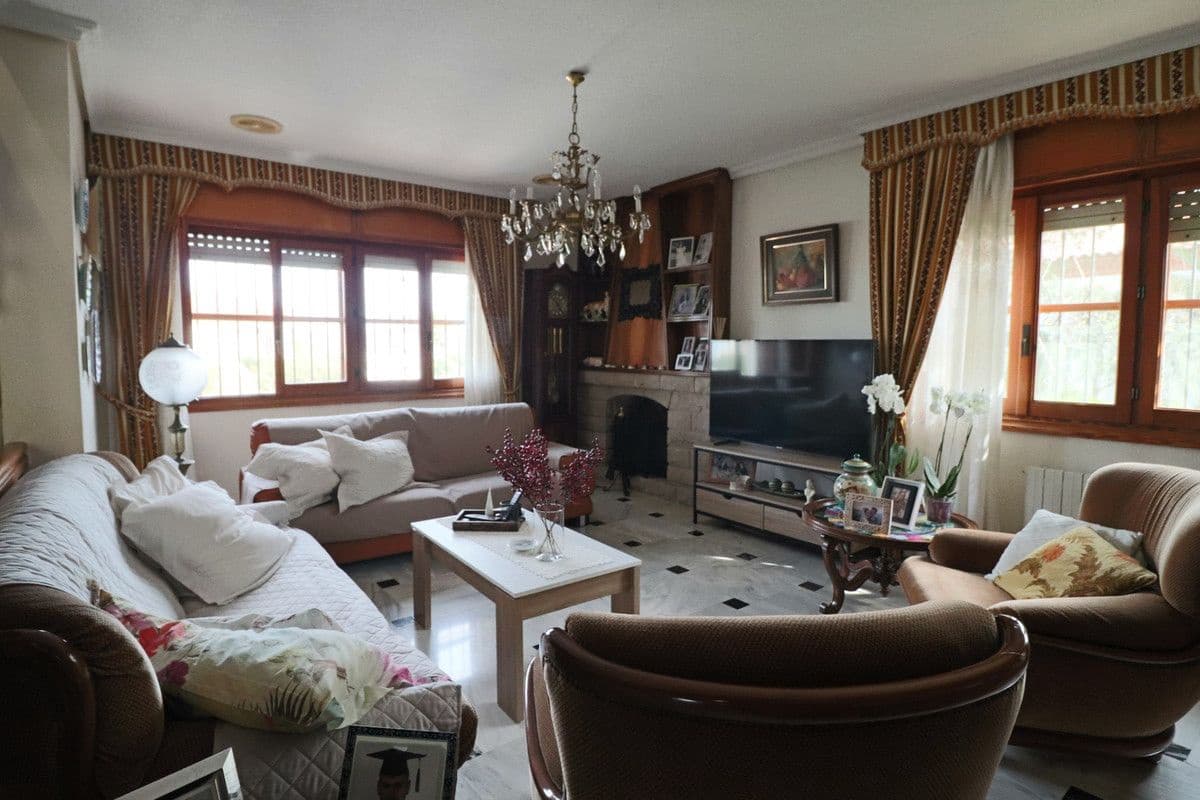 6 sypialnia Willa na sprzedaż w La Nucia - 585 000 € (Ref: 10013595)