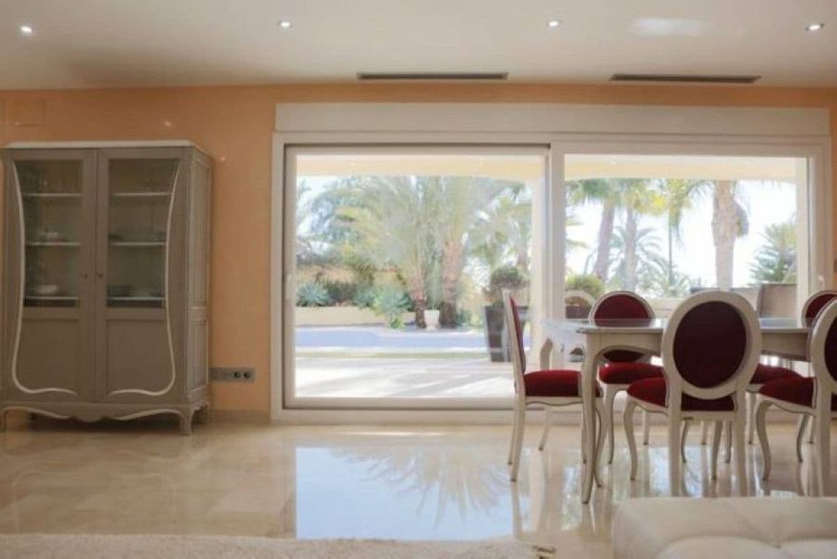 4 soveværelse Villa til salg i Alicante by - € 1.350.000 (Ref: 10013599)