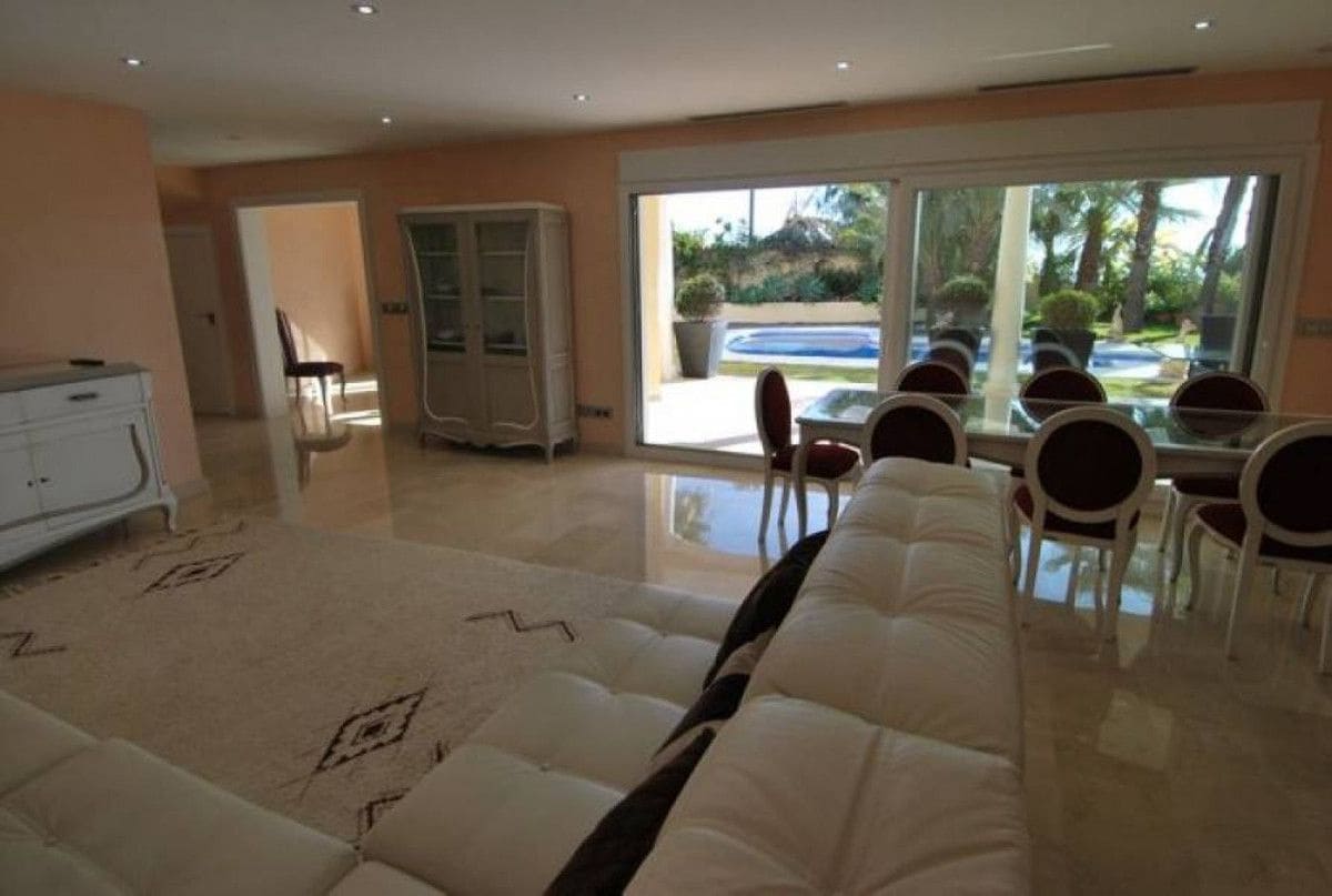 4 soveværelse Villa til salg i Alicante by - € 1.350.000 (Ref: 10013599)