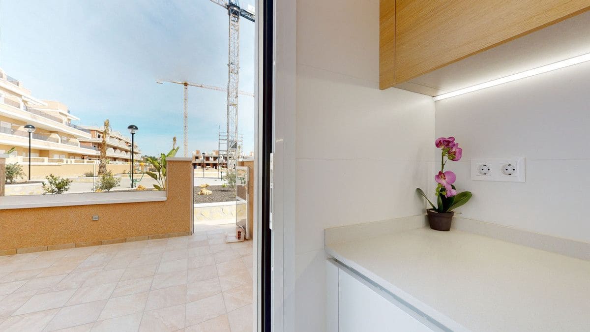 3 bedroom Villa for sale in Pilar de la Horadada with pool - € 304,900 (Ref: 10013607)