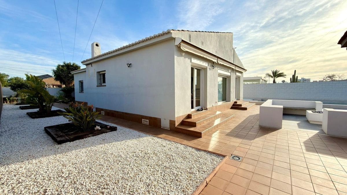 3 sypialnia Willa na sprzedaż w El Campello - 975 000 € (Ref: 10013616)