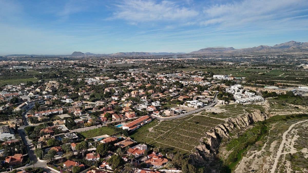 3 sypialnia Willa na sprzedaż w El Campello - 975 000 € (Ref: 10013616)