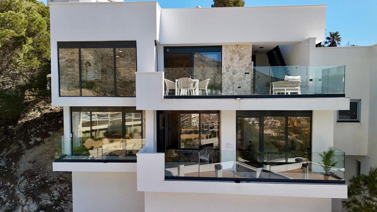 Chalet de 3 habitaciones en Altea en venta - 731.100 € (Ref: 10013617)