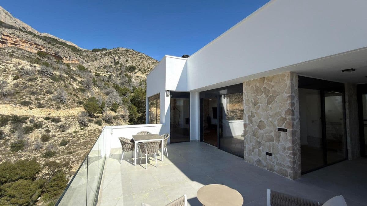 Chalet de 3 habitaciones en Altea en venta - 731.100 € (Ref: 10013617)