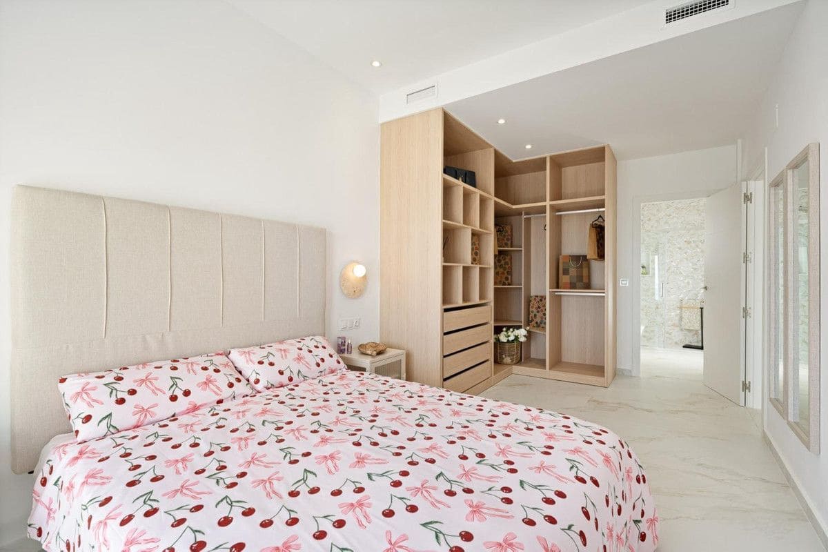 Chalet de 3 habitaciones en Polop en venta - 659.000 € (Ref: 10013621)