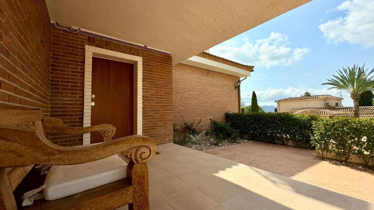 3 slaapkamer Villa te koop in La Nucia - € 970.000 (Ref: 10013623)