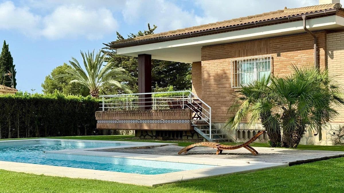 3 slaapkamer Villa te koop in La Nucia - € 970.000 (Ref: 10013623)