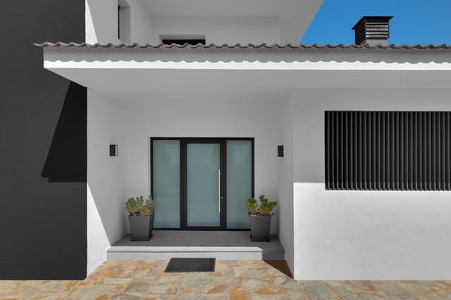 Chalet de 6 habitaciones en Calpe / Calp en venta - 1.650.000 € (Ref: 10013625)