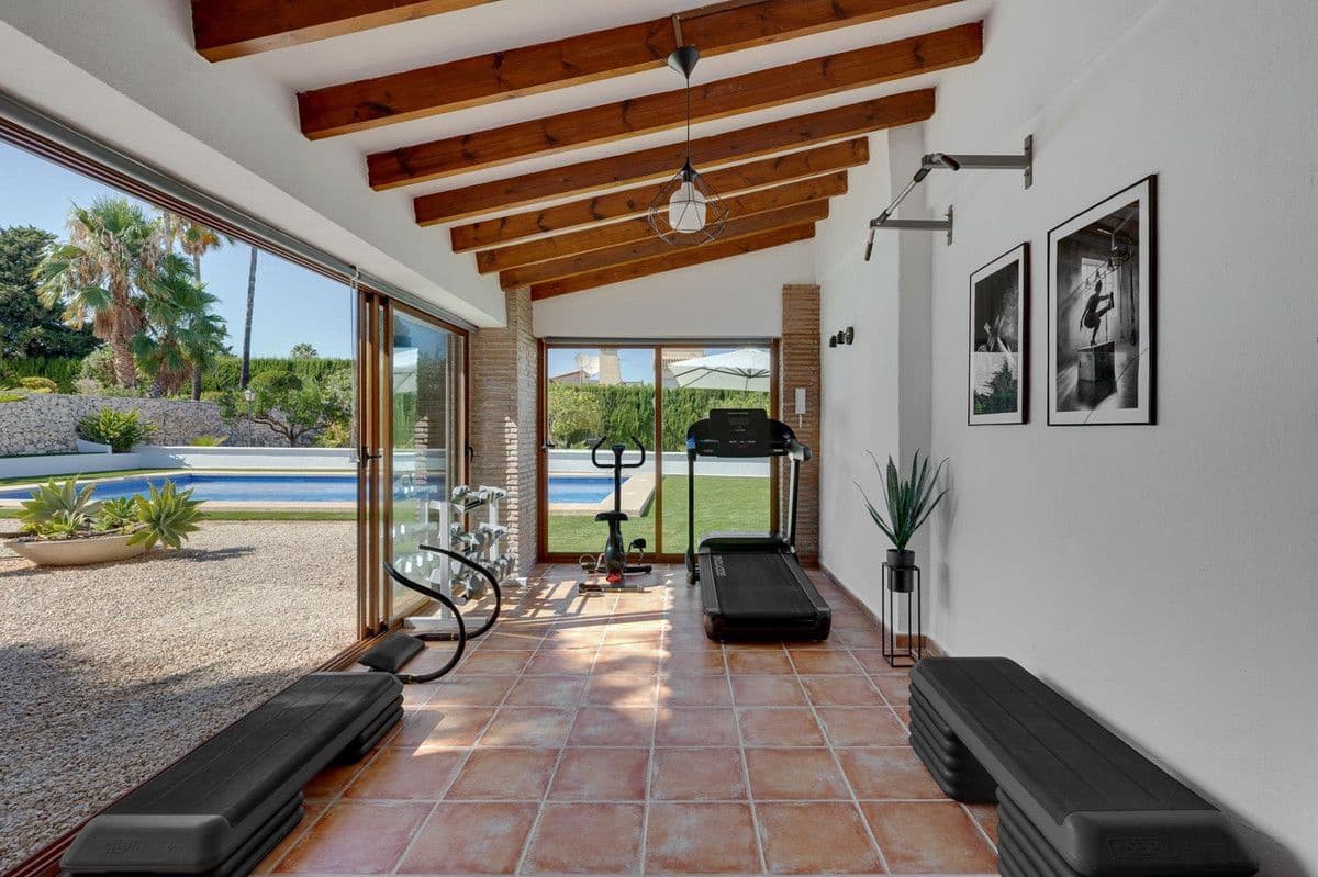 Chalet de 6 habitaciones en Calpe / Calp en venta - 1.650.000 € (Ref: 10013625)