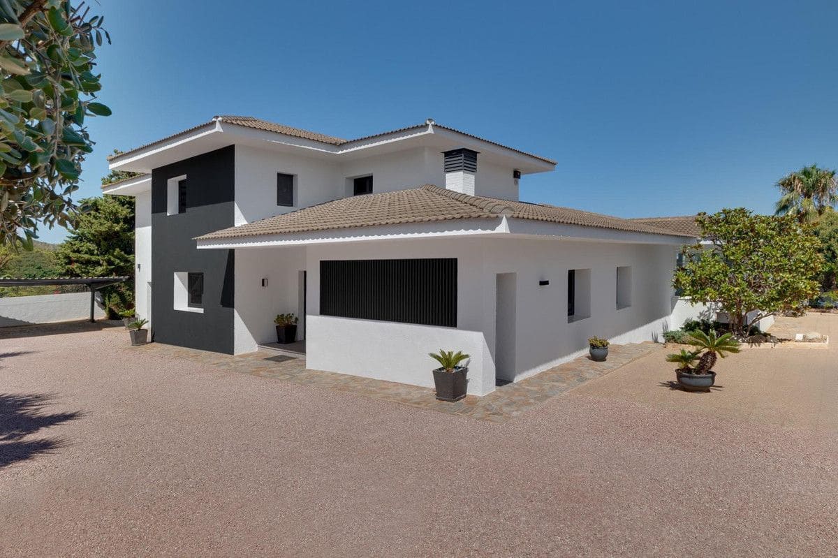 Chalet de 6 habitaciones en Calpe / Calp en venta - 1.650.000 € (Ref: 10013625)