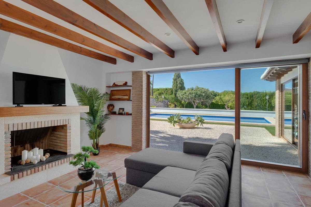 Chalet de 6 habitaciones en Calpe / Calp en venta - 1.650.000 € (Ref: 10013625)