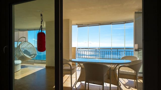 Apartamento de 4 habitaciones en Calpe / Calp en venta - 1.600.000 € (Ref: 10013628)
