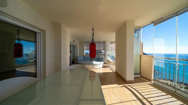 Apartamento de 4 habitaciones en Calpe / Calp en venta - 1.600.000 € (Ref: 10013628)
