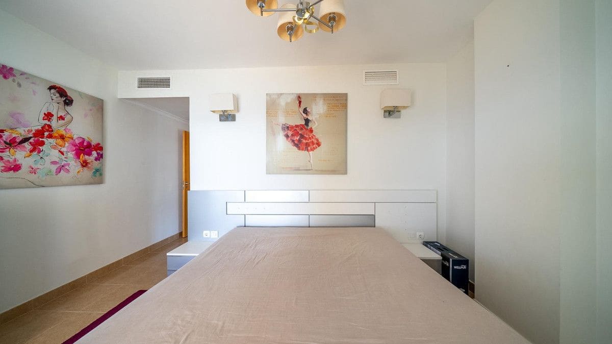 Apartamento de 4 habitaciones en Calpe / Calp en venta - 1.600.000 € (Ref: 10013628)