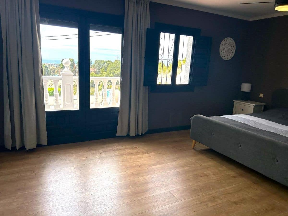Chalet de 4 habitaciones en La Villajoyosa / Vila Joiosa en venta - 1.200.000 € (Ref: 10013639)