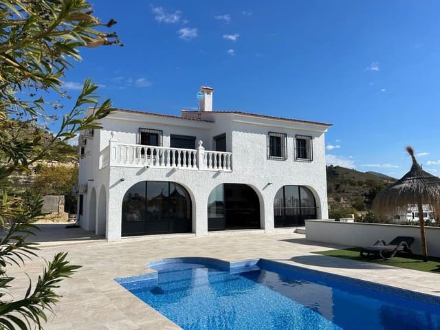 Chalet de 4 habitaciones en La Villajoyosa / Vila Joiosa en venta - 1.200.000 € (Ref: 10013639)