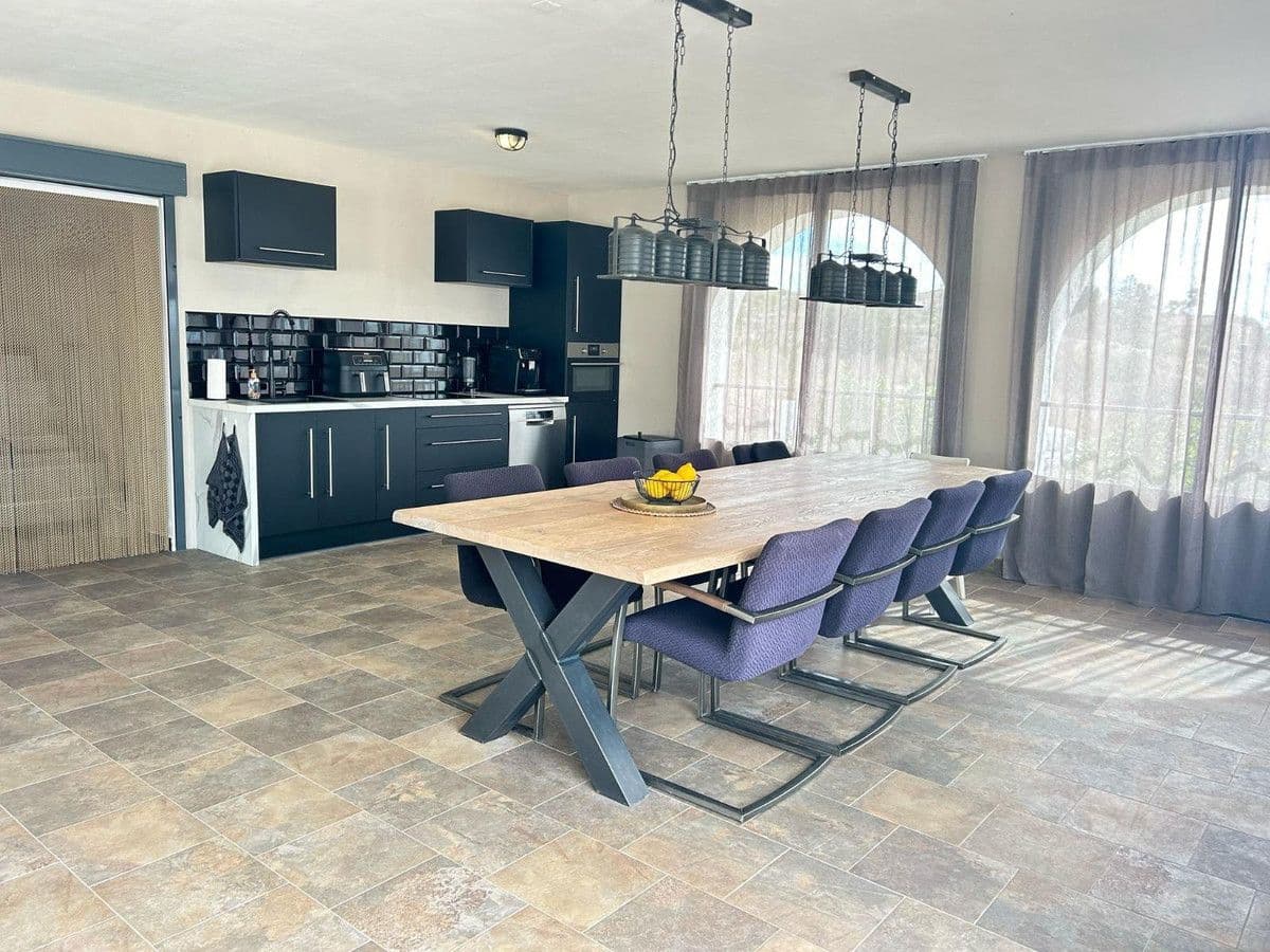 Chalet de 4 habitaciones en La Villajoyosa / Vila Joiosa en venta - 1.200.000 € (Ref: 10013639)