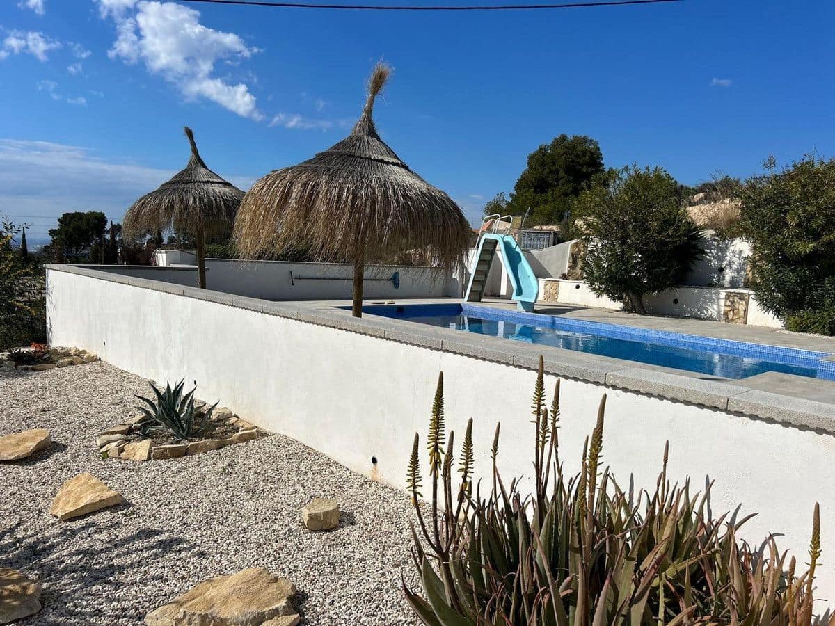 Chalet de 4 habitaciones en La Villajoyosa / Vila Joiosa en venta - 1.200.000 € (Ref: 10013639)