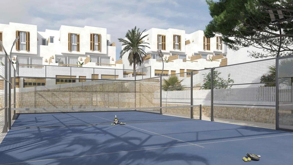 2 bedroom Villa for sale in Rafol de Almunia - € 295,000 (Ref: 10013642)