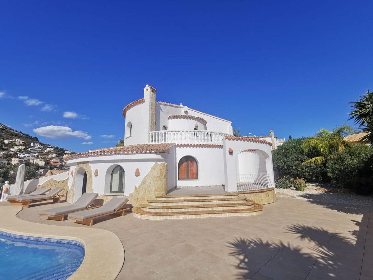 5 slaapkamer Villa te koop in Benitachell / Benitatxell - € 630.000 (Ref: 10013649)
