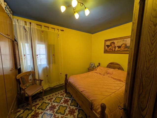 Chalet de 4 habitaciones en La Nucia en venta - 273.000 € (Ref: 10013655)
