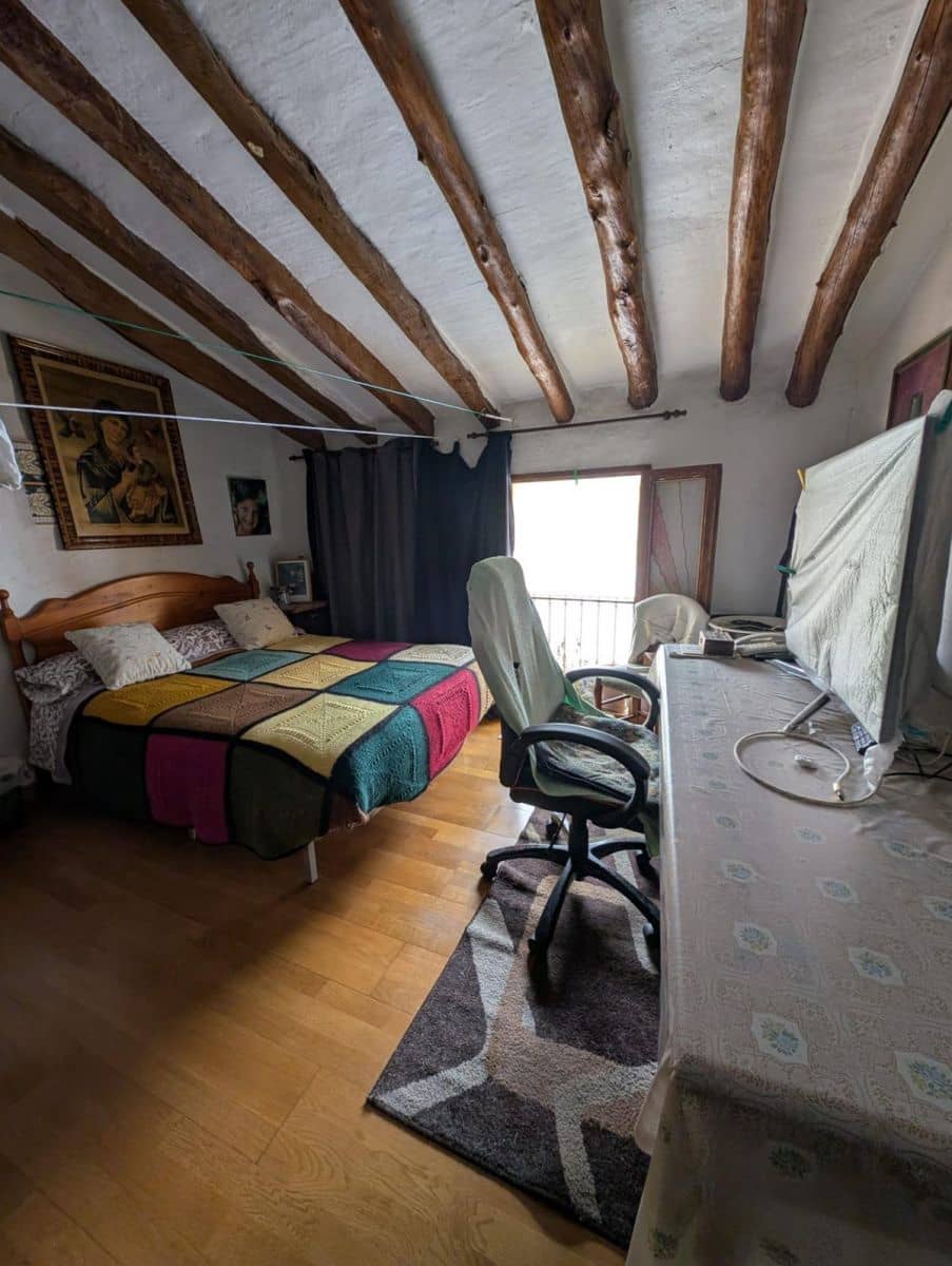 Chalet de 4 habitaciones en La Nucia en venta - 273.000 € (Ref: 10013655)