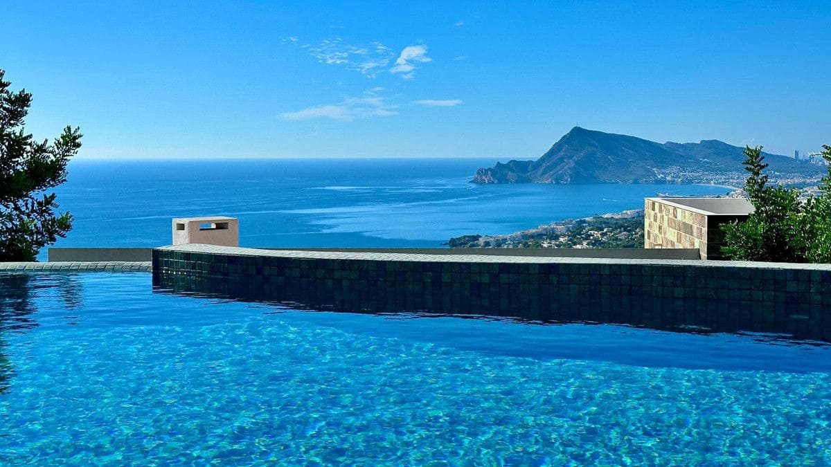 4 quarto Moradia para venda em Altea com piscina - 2 500 000 € (Ref: 10013657)