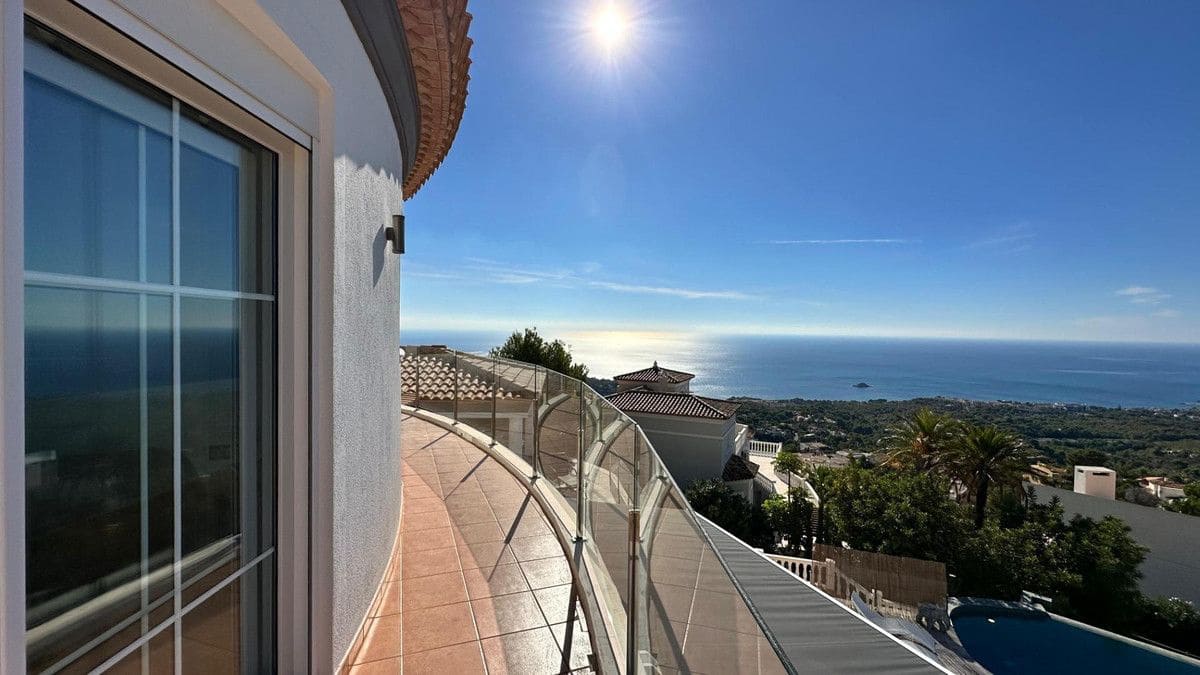 4 quarto Moradia para venda em Altea com piscina - 2 500 000 € (Ref: 10013657)