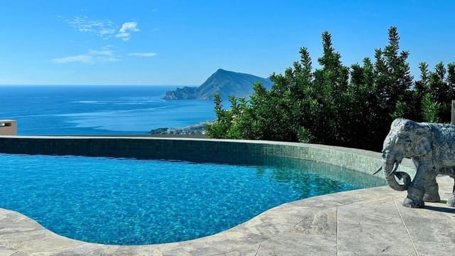 4 quarto Moradia para venda em Altea com piscina - 2 500 000 € (Ref: 10013657)