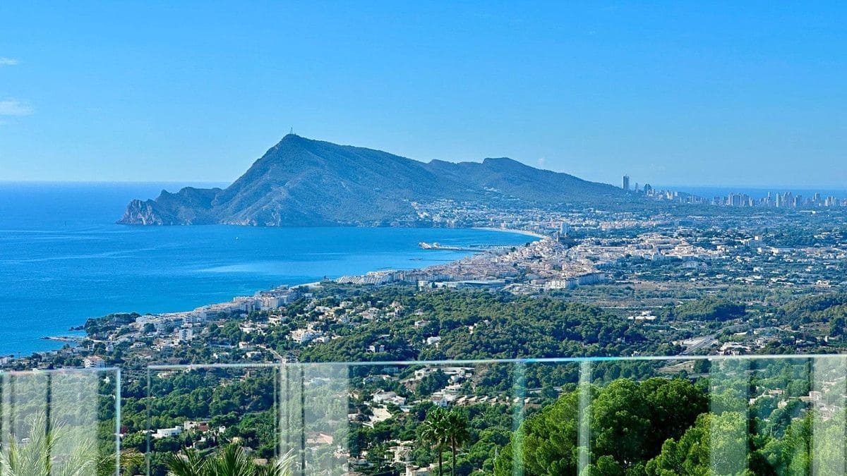 4 quarto Moradia para venda em Altea com piscina - 2 500 000 € (Ref: 10013657)
