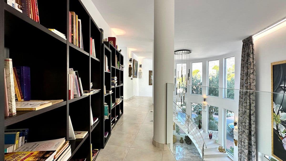 4 quarto Moradia para venda em Altea com piscina - 2 500 000 € (Ref: 10013657)