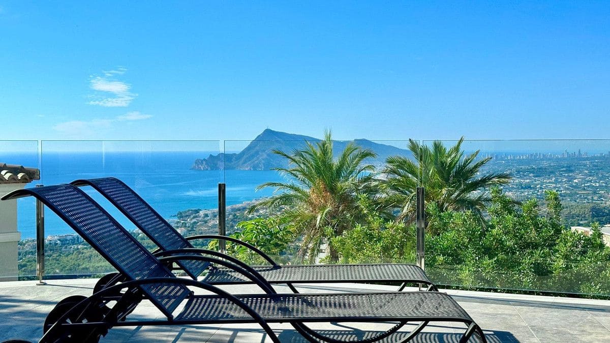 4 quarto Moradia para venda em Altea com piscina - 2 500 000 € (Ref: 10013657)