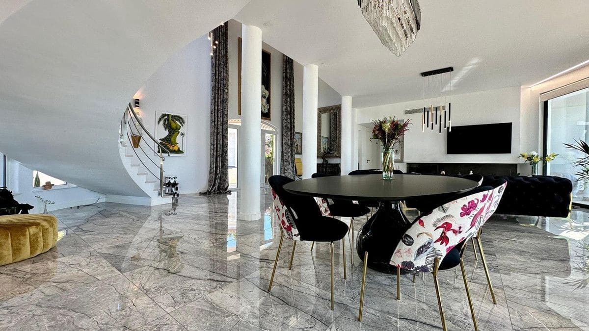 4 quarto Moradia para venda em Altea com piscina - 2 500 000 € (Ref: 10013657)