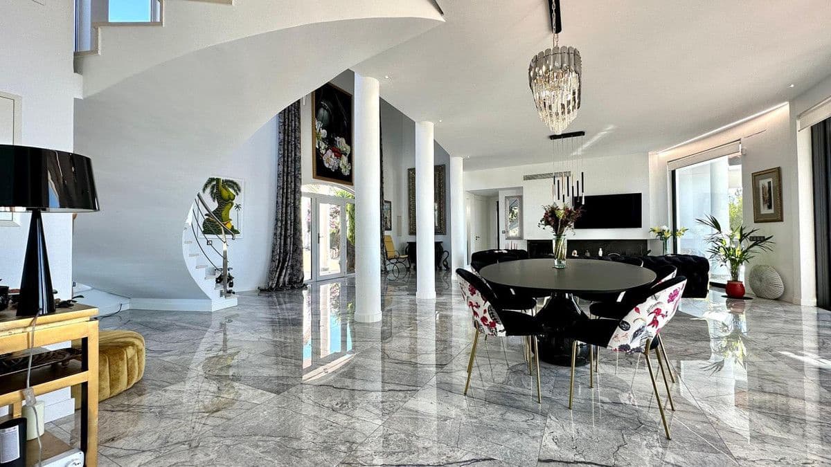 4 quarto Moradia para venda em Altea com piscina - 2 500 000 € (Ref: 10013657)