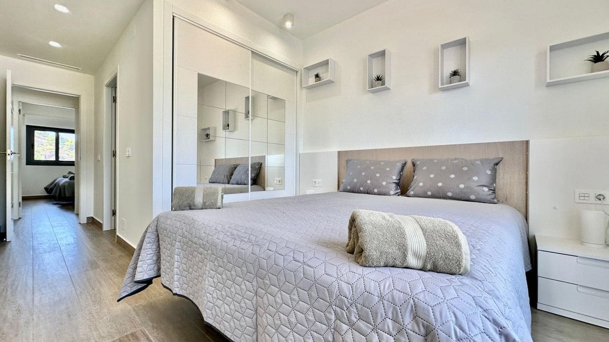 2 slaapkamer Appartement te koop in Finestrat - € 335.000 (Ref: 10013662)