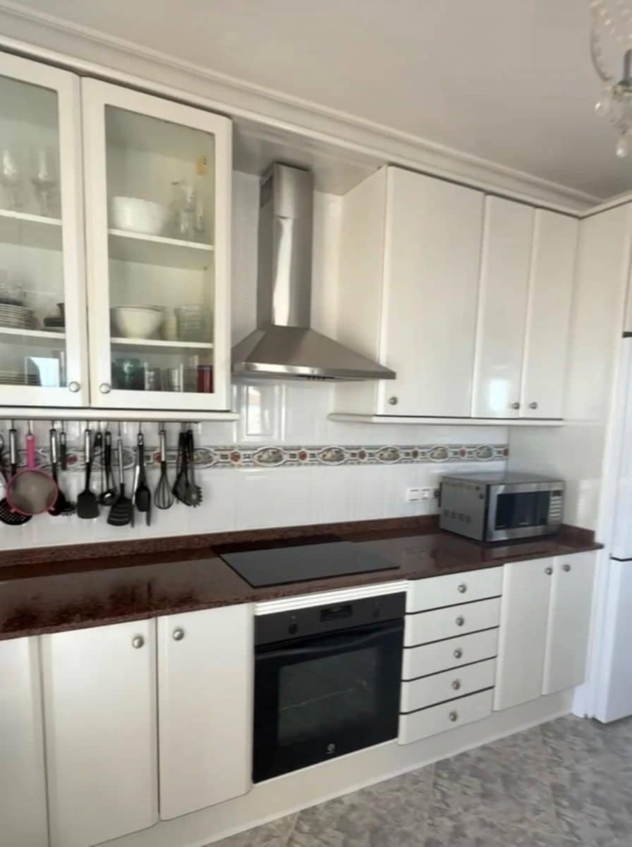 4 bedroom Villa for sale in Calpe / Calp - € 690,000 (Ref: 10013676)